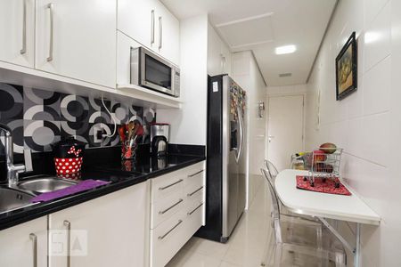Apartamento para alugar com 148m², 3 quartos e 3 vagasCozinha 