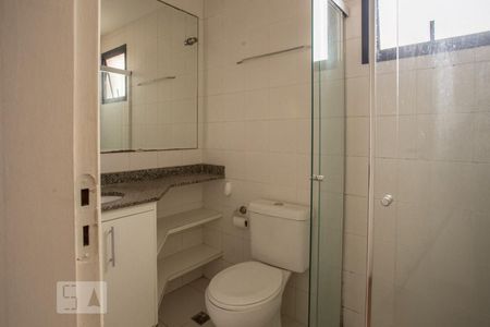 Banheiro da Suíte de apartamento para alugar com 1 quarto, 47m² em Vila Mascote, São Paulo