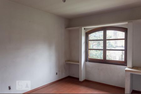 Casa à venda com 500m², 3 quartos e 6 vagasQuarto Suíte