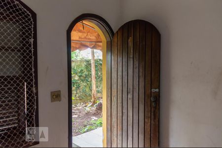 Casa à venda com 500m², 3 quartos e 6 vagasQuarto de Serviço