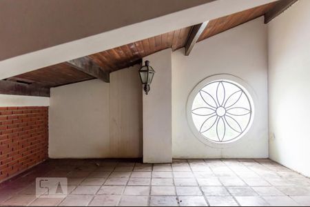 Casa à venda com 500m², 3 quartos e 6 vagasSotton