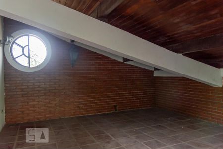 Casa à venda com 500m², 3 quartos e 6 vagasSotton