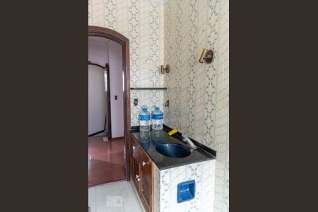 Casa à venda com 500m², 3 quartos e 6 vagasBanheiro 1