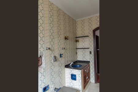 Casa à venda com 500m², 3 quartos e 6 vagasBanheiro da Suíte 2