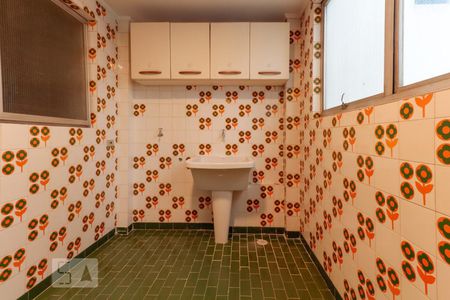 Apartamento à venda com 132m², 3 quartos e 1 vagaÁrea de serviço