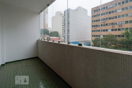 Apartamento à venda com 132m², 3 quartos e 1 vagaVaranda
