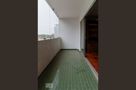 Apartamento à venda com 132m², 3 quartos e 1 vagaVaranda