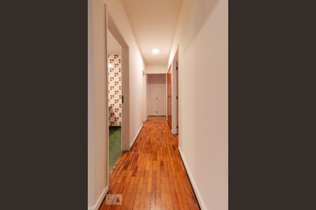 Apartamento à venda com 132m², 3 quartos e 1 vagaCorredor