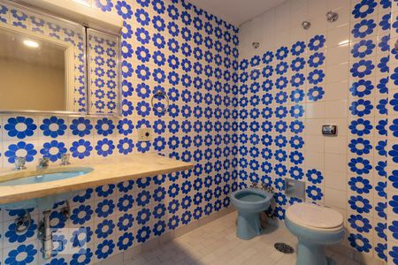 Apartamento à venda com 132m², 3 quartos e 1 vagaSuíte