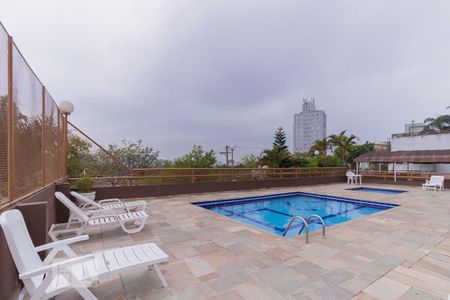 Apartamento à venda com 100m², 2 quartos e 2 vagasÁrea comum - Piscina