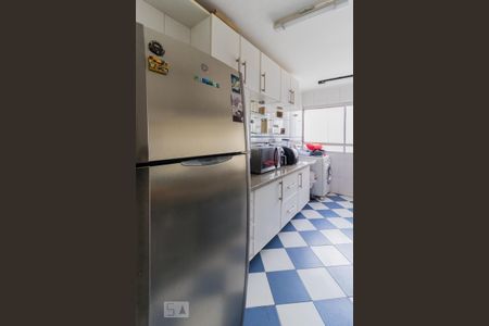 Apartamento à venda com 100m², 2 quartos e 2 vagasCozinha