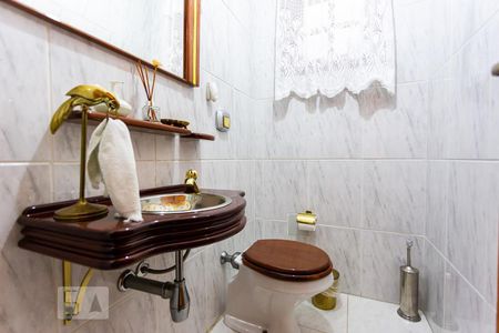 Casa à venda com 260m², 3 quartos e 6 vagasLavabo