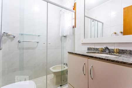 Casa à venda com 260m², 3 quartos e 6 vagasBanheiro da Suite 2