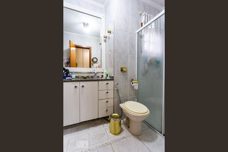 Casa à venda com 260m², 3 quartos e 6 vagasBanheiro da Suite 3