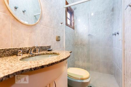 Casa à venda com 260m², 3 quartos e 6 vagasBanheiro da Suite 1