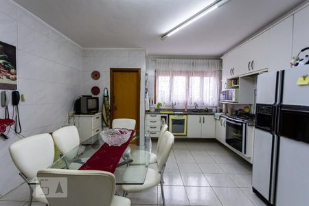 Casa à venda com 260m², 3 quartos e 6 vagasCozinha
