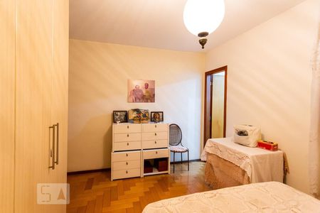 Casa à venda com 260m², 3 quartos e 6 vagasSuite 2