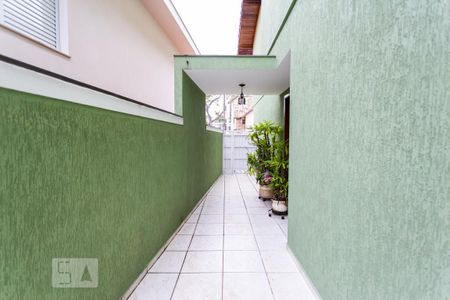 Casa à venda com 260m², 3 quartos e 6 vagasCorredor