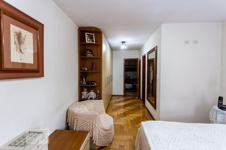 Casa à venda com 260m², 3 quartos e 6 vagasSuite 3