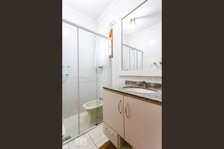 Casa à venda com 260m², 3 quartos e 6 vagasBanheiro da Suite 2