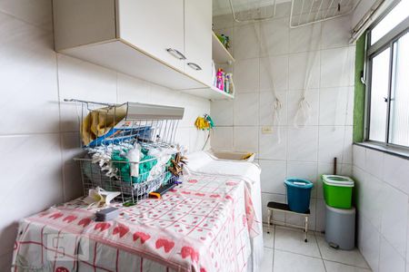 Casa à venda com 260m², 3 quartos e 6 vagasÁrea de Serviço