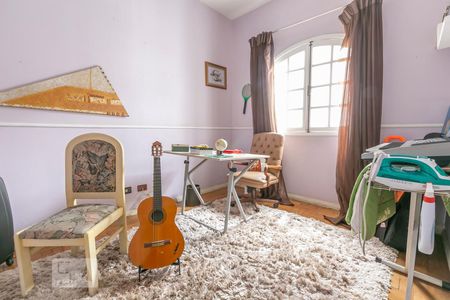 Casa à venda com 250m², 4 quartos e 5 vagasQuarto 2