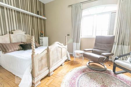 Casa à venda com 250m², 4 quartos e 5 vagasQuarto 1