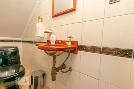 Casa à venda com 250m², 4 quartos e 5 vagasLavabo