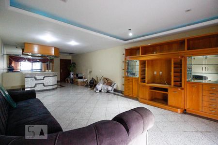 Apartamento à venda com 190m², 3 quartos e 3 vagas Apartamento à venda com 190m², 3 quartos e 3 vagasSala