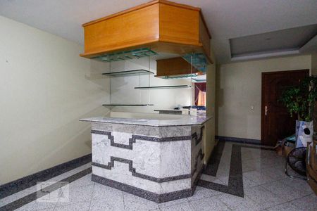 Apartamento à venda com 190m², 3 quartos e 3 vagas Apartamento à venda com 190m², 3 quartos e 3 vagasSala