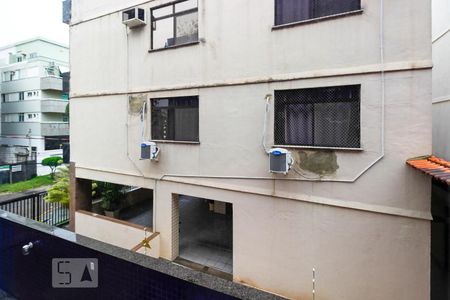 Apartamento à venda com 190m², 3 quartos e 3 vagas Apartamento à venda com 190m², 3 quartos e 3 vagasVista do Quarto 2