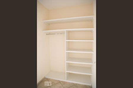 Apartamento para alugar com 78m², 3 quartos e 2 vagasCloset da suíte