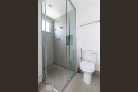 Apartamento à venda com 86m², 2 quartos e 3 vagasBanheiro da suíte