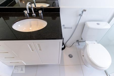 Apartamento à venda com 86m², 2 quartos e 3 vagasBanheiro