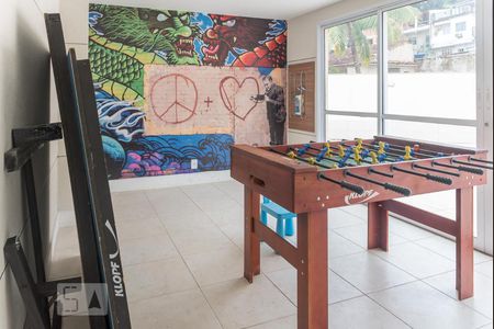 Apartamento à venda com 76m², 2 quartos e 1 vagaÁrea Comum - Sala de Jogos 