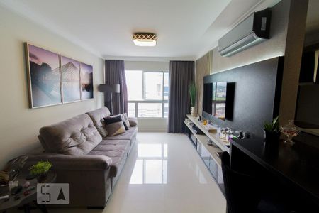 Sala de apartamento para alugar com 2 quartos, 92m² em Campinas, São José