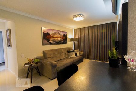 Sala de apartamento para alugar com 2 quartos, 92m² em Campinas, São José