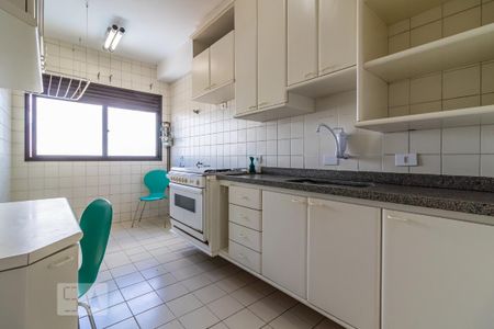 Apartamento à venda com 90m², 2 quartos e 2 vagas Apartamento à venda com 90m², 2 quartos e 2 vagasCozinha