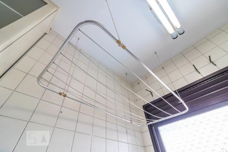 Apartamento à venda com 90m², 2 quartos e 2 vagas Apartamento à venda com 90m², 2 quartos e 2 vagasDetalhe da Área de Serviço