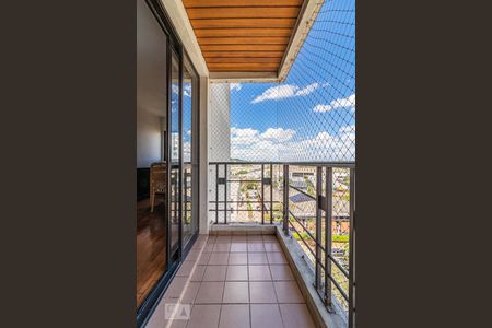 Apartamento à venda com 90m², 2 quartos e 2 vagas Apartamento à venda com 90m², 2 quartos e 2 vagasVaranda da Sala