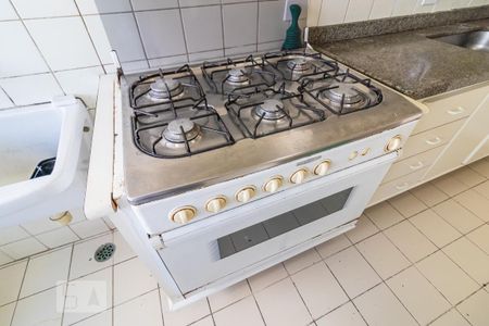 Apartamento à venda com 90m², 2 quartos e 2 vagas Apartamento à venda com 90m², 2 quartos e 2 vagasDetalhe da Cozinha