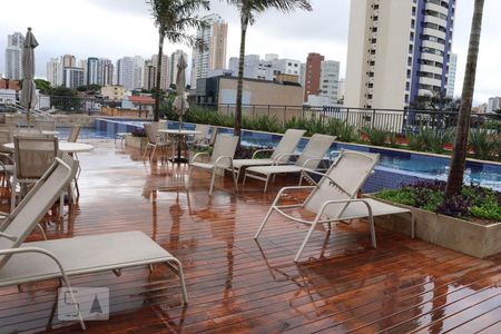 Apartamento à venda com 40m², 1 quarto e 1 vagaÁrea comum - Piscina