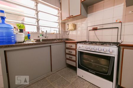 Casa à venda com 140m², 4 quartos e 2 vagasCozinha