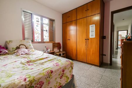 Casa à venda com 140m², 4 quartos e 2 vagasQuarto 4