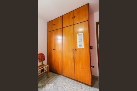 Casa à venda com 140m², 4 quartos e 2 vagasQuarto 4 - Armários