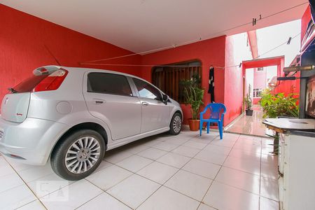 Casa à venda com 140m², 4 quartos e 2 vagasGaragem