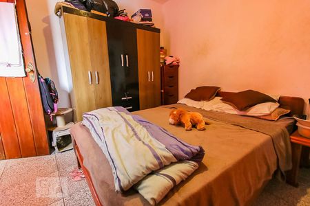 Casa à venda com 140m², 4 quartos e 2 vagasSuíte 2