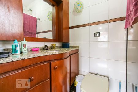 Casa à venda com 140m², 4 quartos e 2 vagasBanheiro da Suíte 1