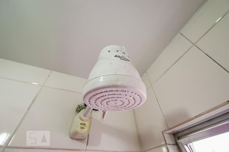 Casa à venda com 140m², 4 quartos e 2 vagasChuveiro