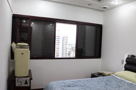 Apartamento à venda com 230m², 3 quartos e 3 vagasSuíte
